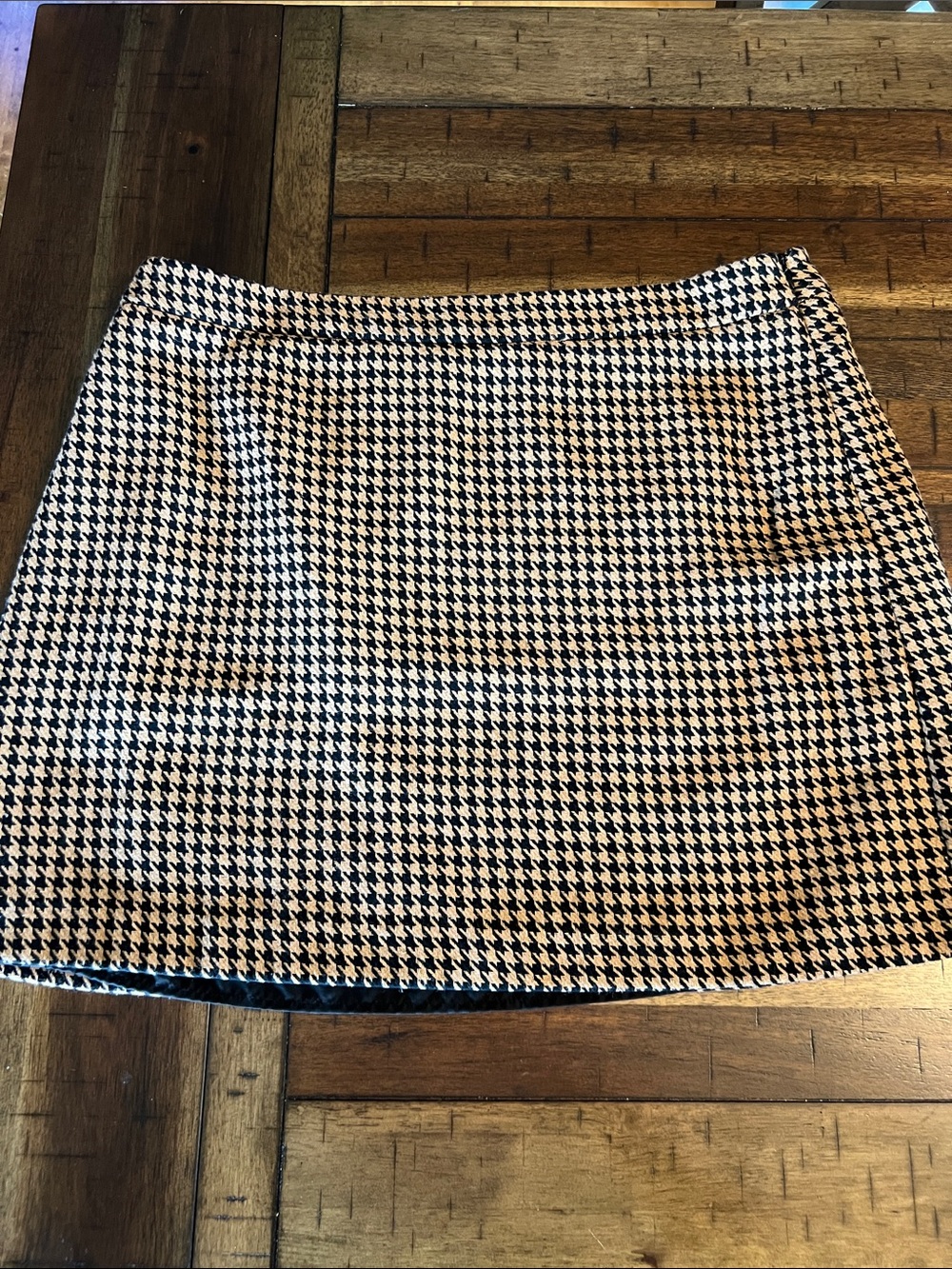 Nine West Black & White Houndstooth Mini Skirt